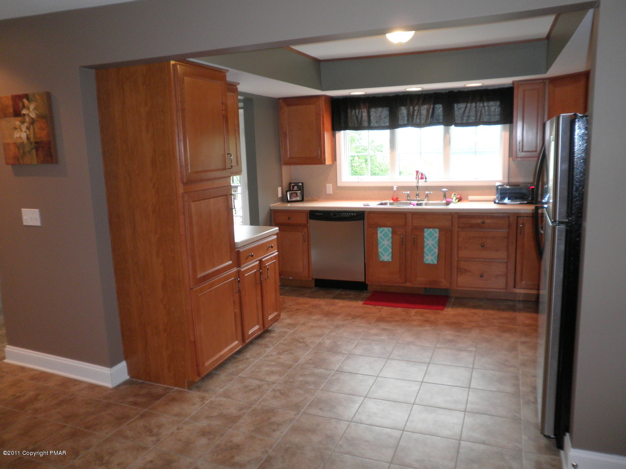 22 Turkey Ridge Kunkletown, PA 18058 - Photo 7 of 29 Tiled Kitchen