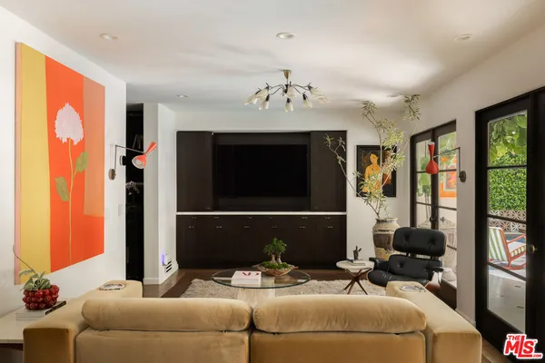 $26,000 | 1745 North Vista Street, Los Angeles, CA 90046