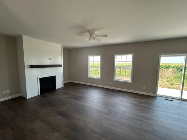 $394,900 | 1504 Warwick Drive, Savoy, IL 61874