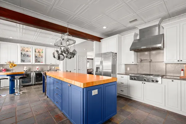 $925,000 | 6002 Rain Creek Parkway, Austin, TX 78759