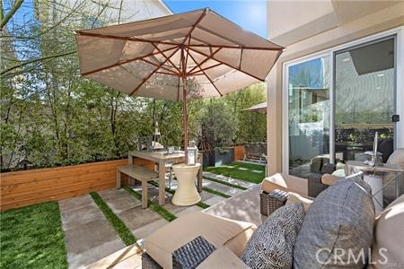 945 Sunlit Lane Costa Mesa, CA 92626 - Photo 2 of 31 a view of backyard of house with seating space