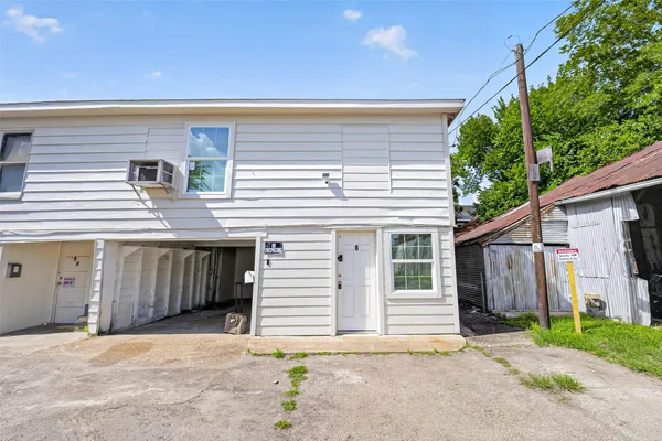 $695 | 4901 Stimson Street, Unit 8, Houston, TX 77023