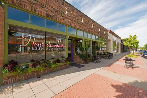 $995,000 | 197 North Kent Street, St. Paul, MN 55102