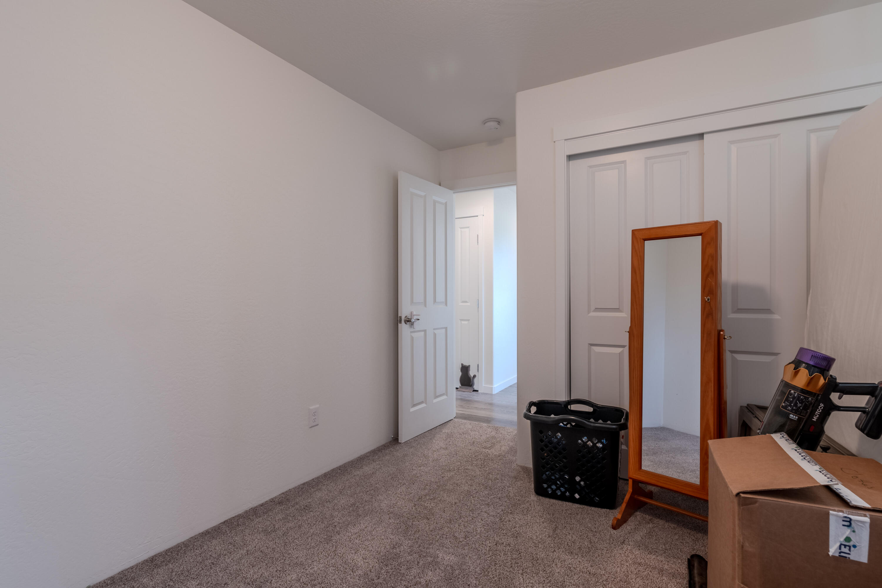 21 Cerulean Terrace Eagle Point, OR 97524 - Photo 13 of 30 a view of a room with gym equipment