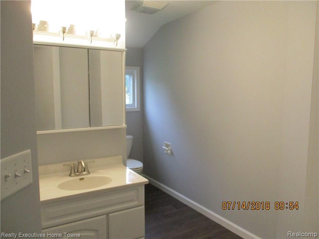 3984 Krafft Road Fort Gratiot, MI 48059 - Photo 6 of 7 IMG_5395.JPG