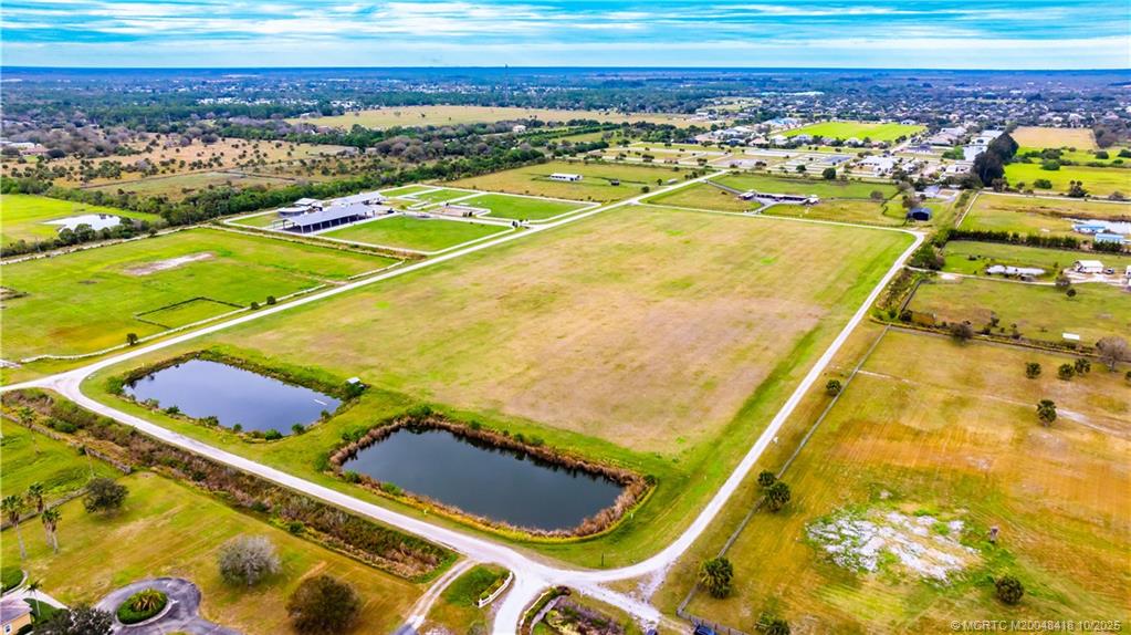 7625 Polo Square Vero Beach, FL 32968 - Photo 32 of 35 a view of an outdoor space