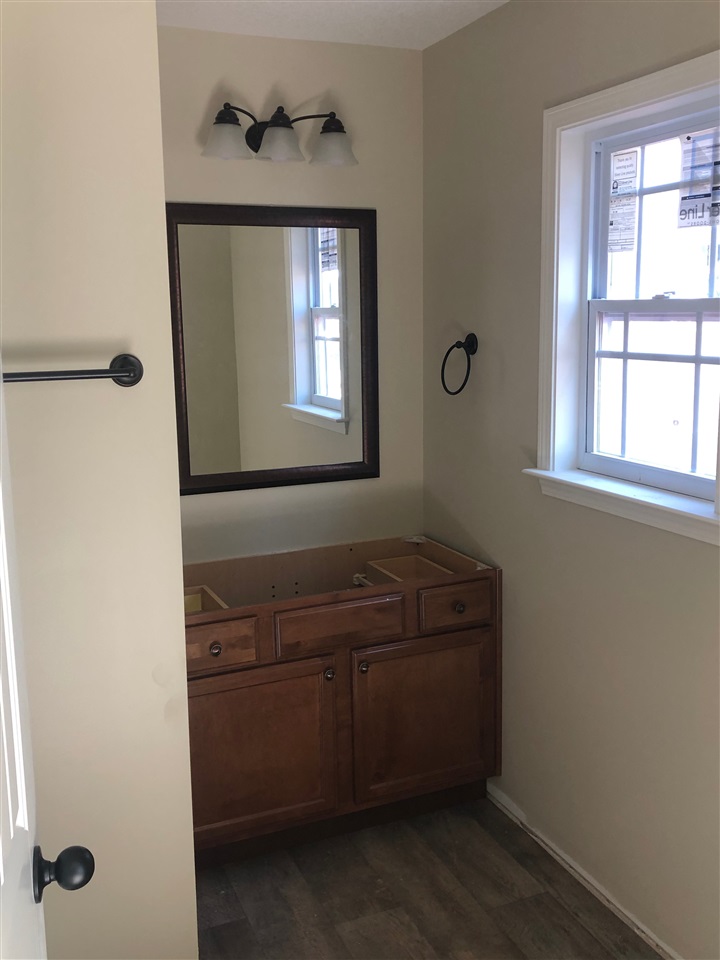 607 Spartan Commodor Lane Inman, SC 29349 - Photo 6 of 9