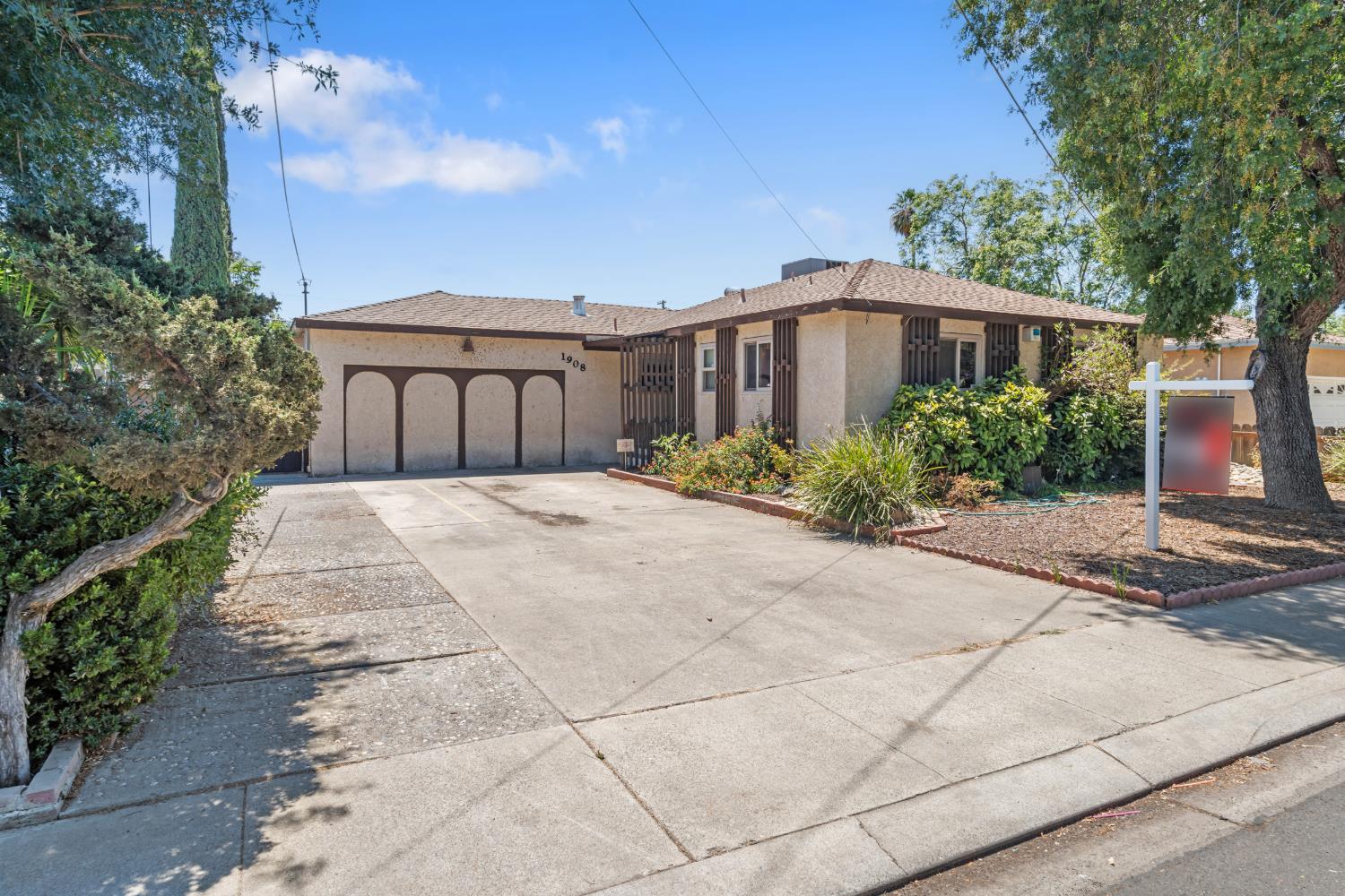 1908 Cindy Avenue Modesto, CA 95350 - Photo 1 of 21