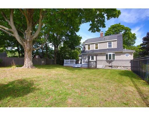 11 Forest Glen Road Reading, MA 01867 - Photo 13 of 17