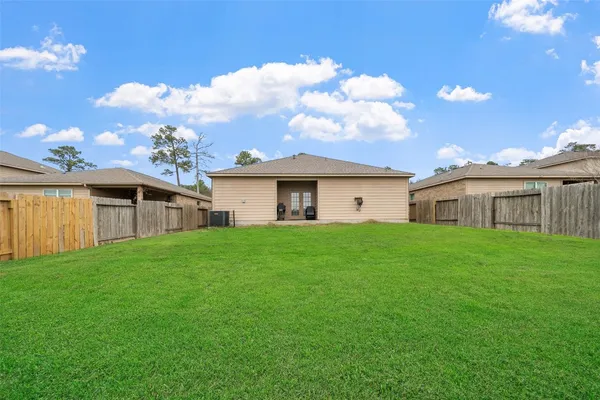 $325,000 | 38219 South Lost Creek Boulevard, Magnolia, TX 77355