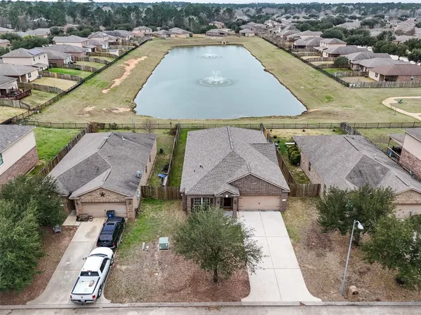 $325,000 | 38219 South Lost Creek Boulevard, Magnolia, TX 77355