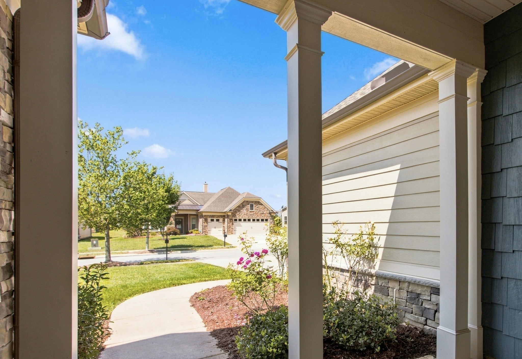 1022 Coffee Ridge Spring Hill, TN 37174 - Photo 4 of 56 Gallery Image 4