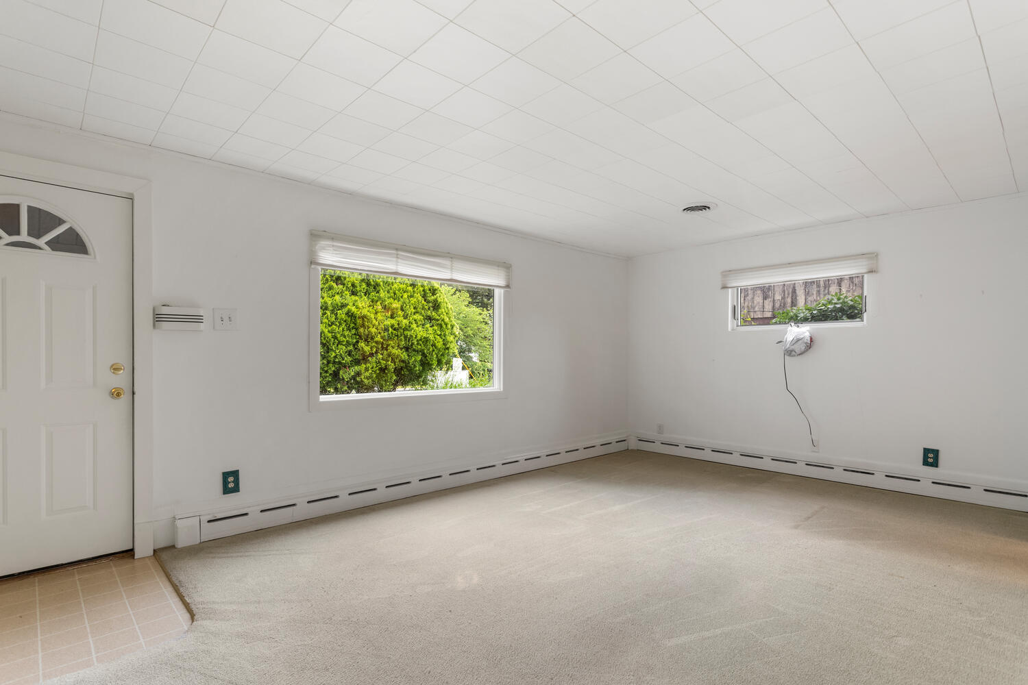 406 South Russell Street Champaign, IL 61821 - Photo 13 of 39 Gallery Image 13
