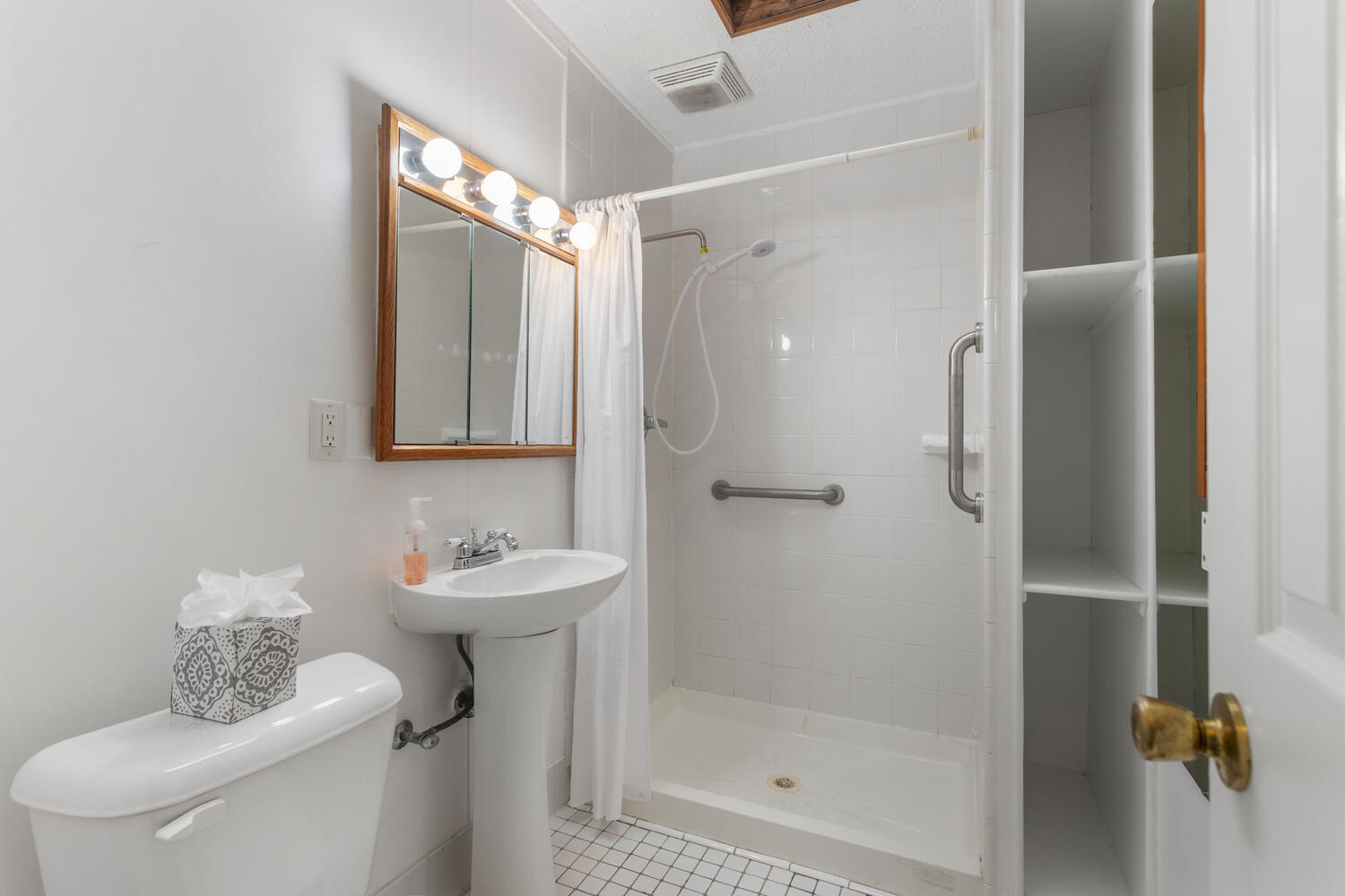 406 South Russell Street Champaign, IL 61821 - Photo 24 of 39 Gallery Image 24