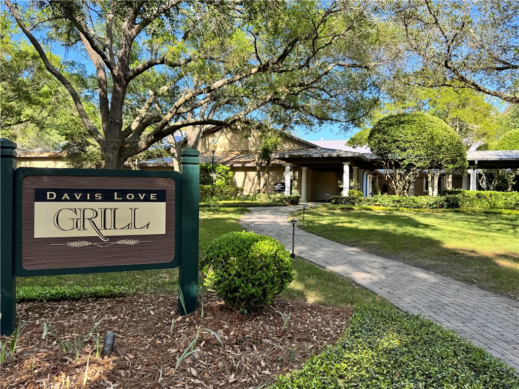 102 Troon St. Simons Island, GA 31522 - Photo 47 of 52 DAVIS LOVE GRILL - OPEN TO ALL