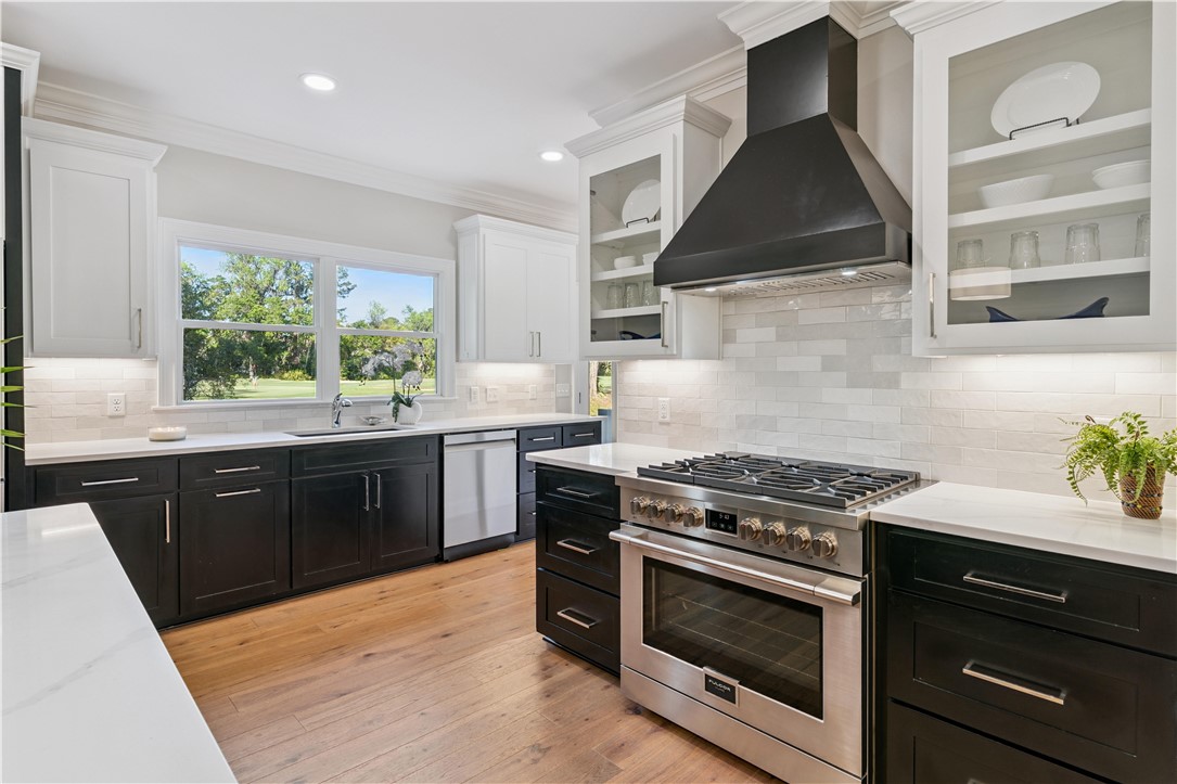 102 Troon St. Simons Island, GA 31522 - Photo 10 of 52