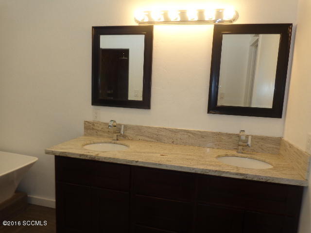 1013 Levy Court Rio Rico, AZ 85648 - Photo 11 of 24 Gallery Image 11