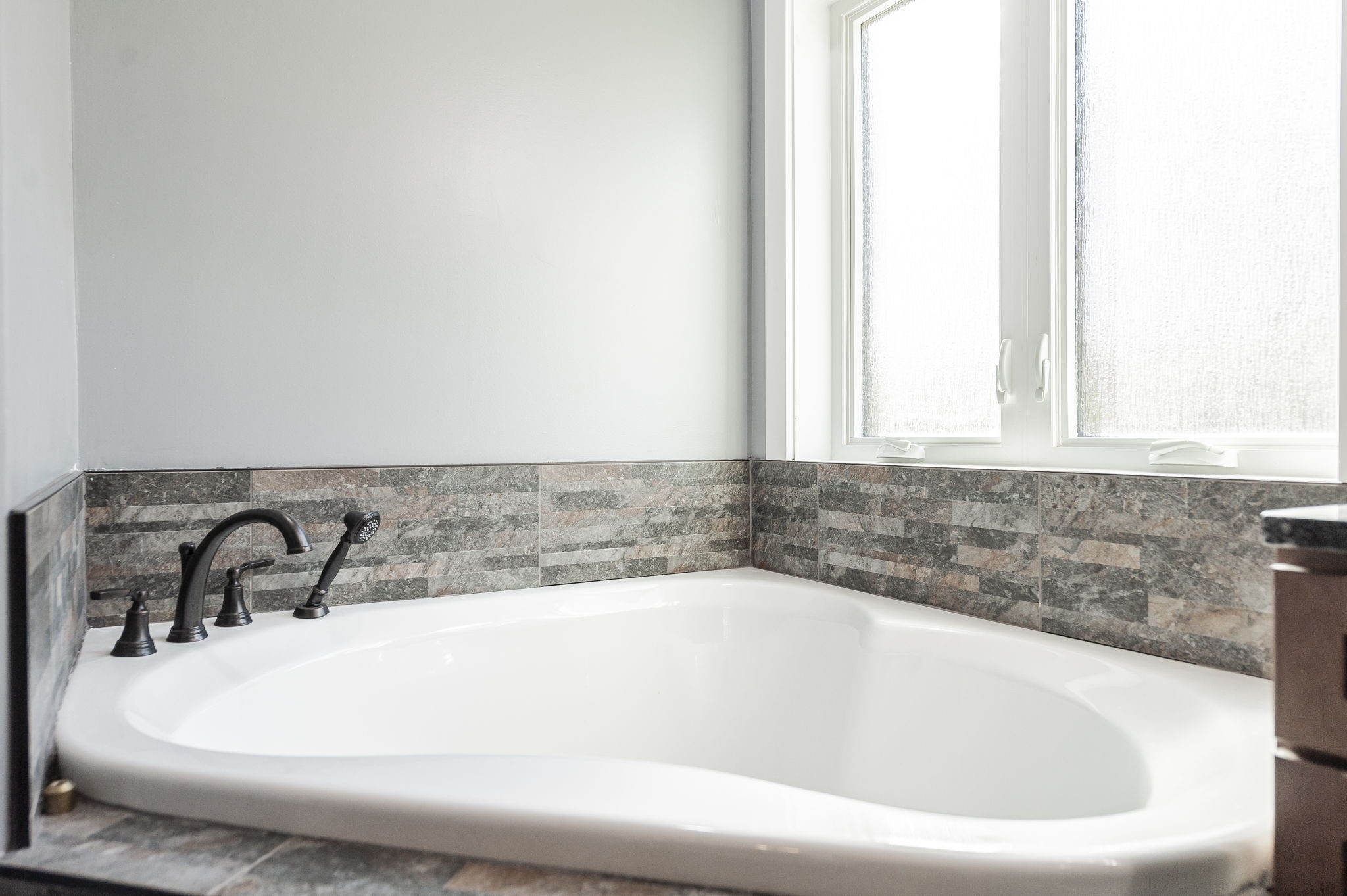 223 Cedar Hill Road Adams, TN 37010 - Photo 34 of 51 a bathroom with a bathtub