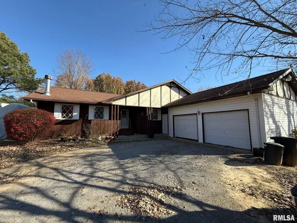$206,000 | 11730 Kevin Lane, Carterville, IL 62918