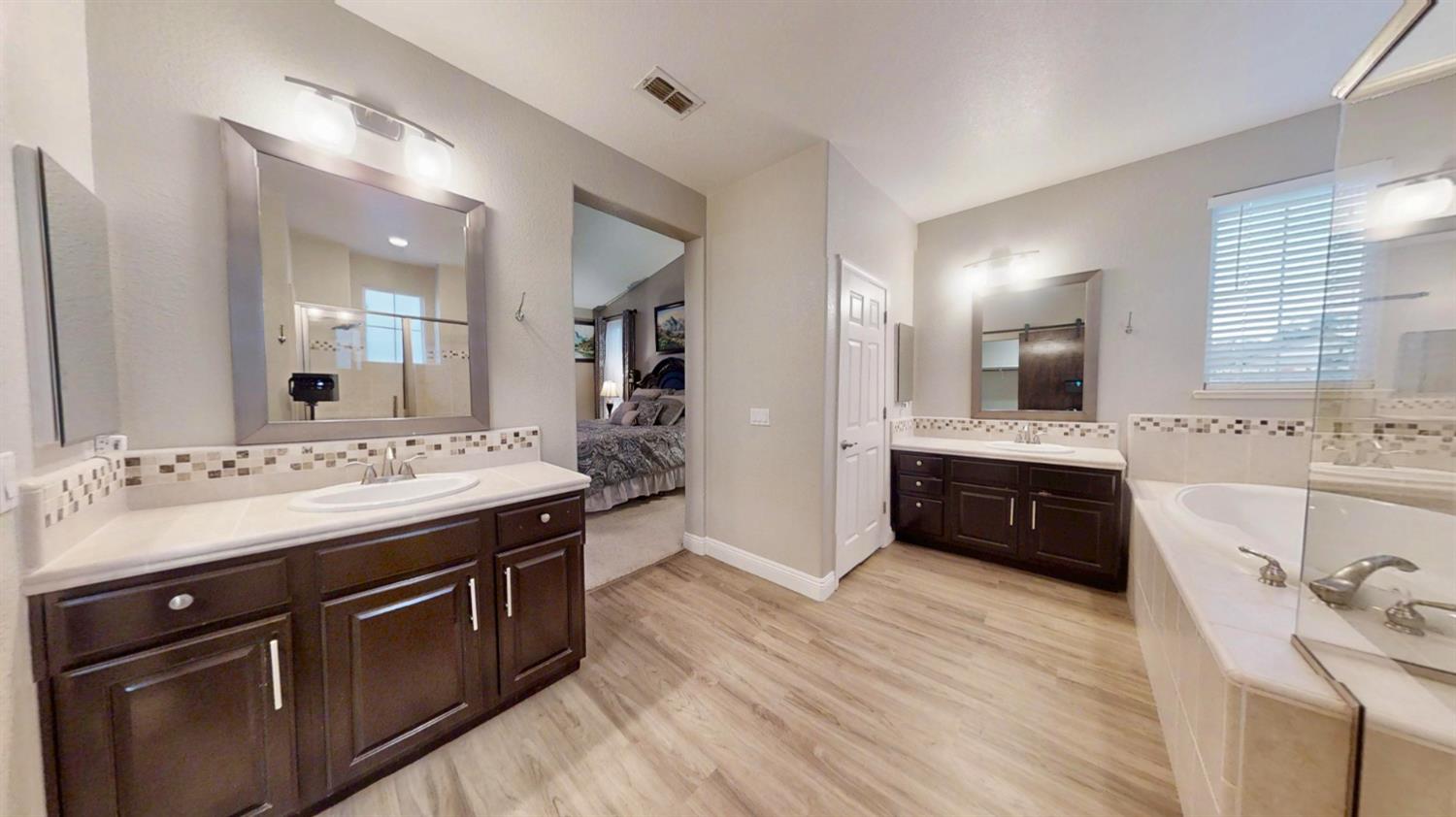 9573 Spring River Way Elk Grove, CA 95624 - Photo 38 of 49