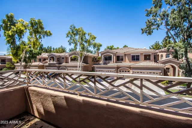 $2,775 | 3800 South Cantabria Circle, Unit 1048, Chandler, AZ 85248