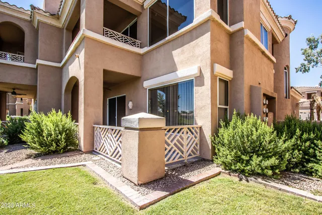 $2,775 | 3800 South Cantabria Circle, Unit 1048, Chandler, AZ 85248