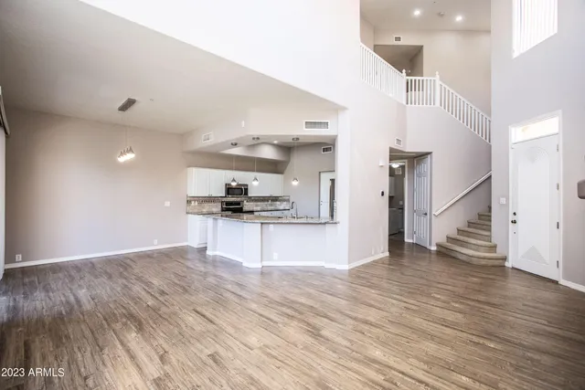 $2,775 | 3800 South Cantabria Circle, Unit 1048, Chandler, AZ 85248