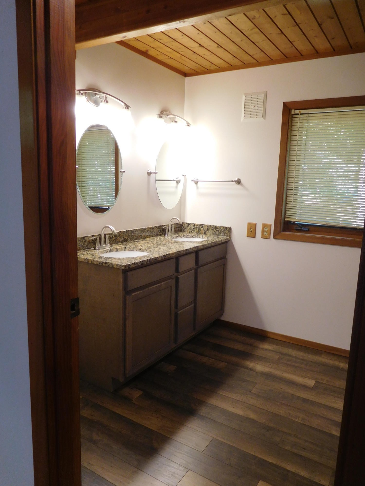919 Reeves Road, Unit 8 Monterey, TN 38574 - Photo 15 of 26 Gallery Image 15
