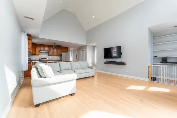 $1,199,000 | 1024 West 18th Place, Chicago, IL 60608