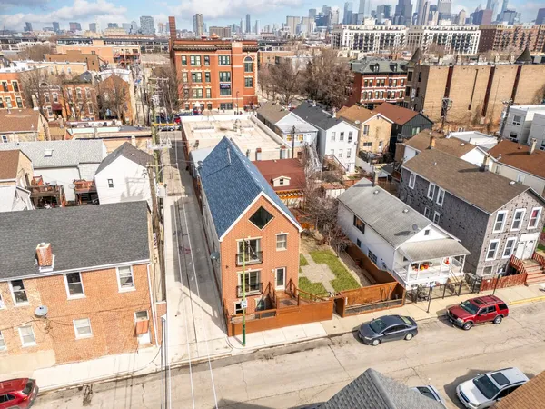 $1,199,000 | 1024 West 18th Place, Chicago, IL 60608