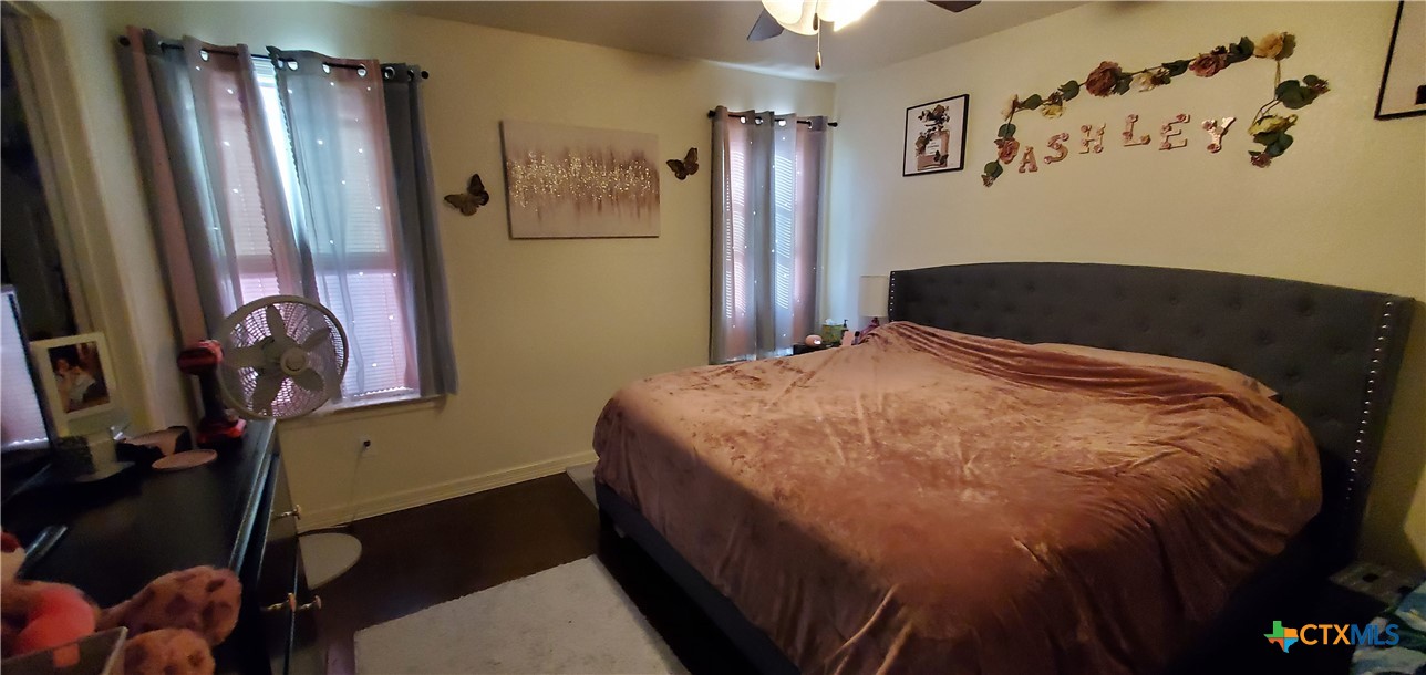 2201 Valley Forge Avenue Temple, TX 76504 - Photo 11 of 15 a bedroom with a bed and a window