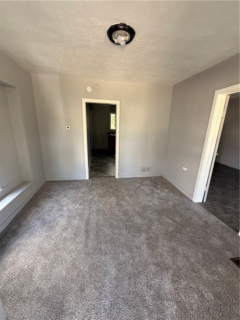 204 Hebard Street Rochester, NY 14605 - Photo 4 of 4 Gallery Image 4