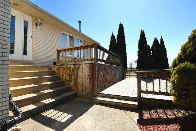 $850,000 | 26025 South 88th Avenue, Monee, IL 60449