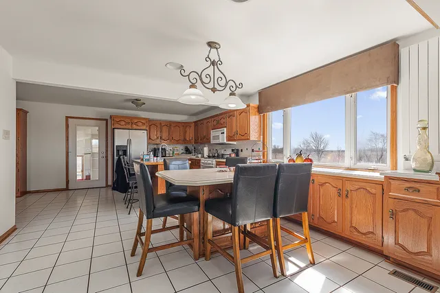 $850,000 | 26025 South 88th Avenue, Monee, IL 60449