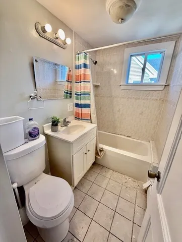 $2,500 | 10-12 Timothy Avenue, Unit 3, Everett, MA 02149