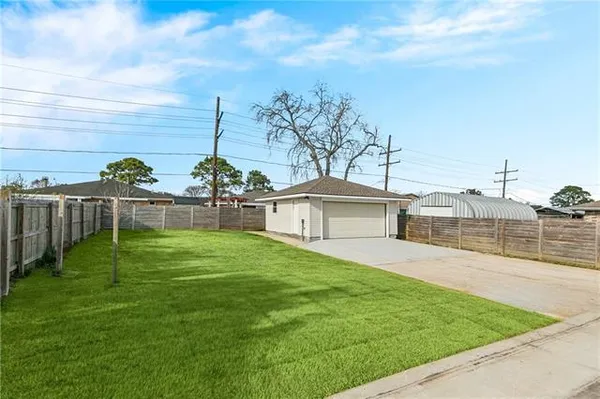 $329,000 | 2236 Hampton Drive, Harvey, LA 70058