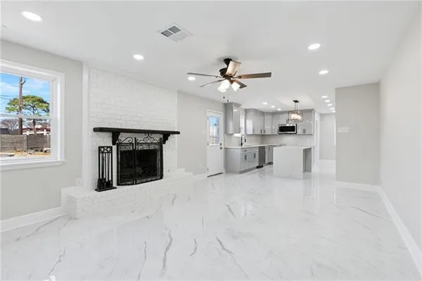 $329,000 | 2236 Hampton Drive, Harvey, LA 70058