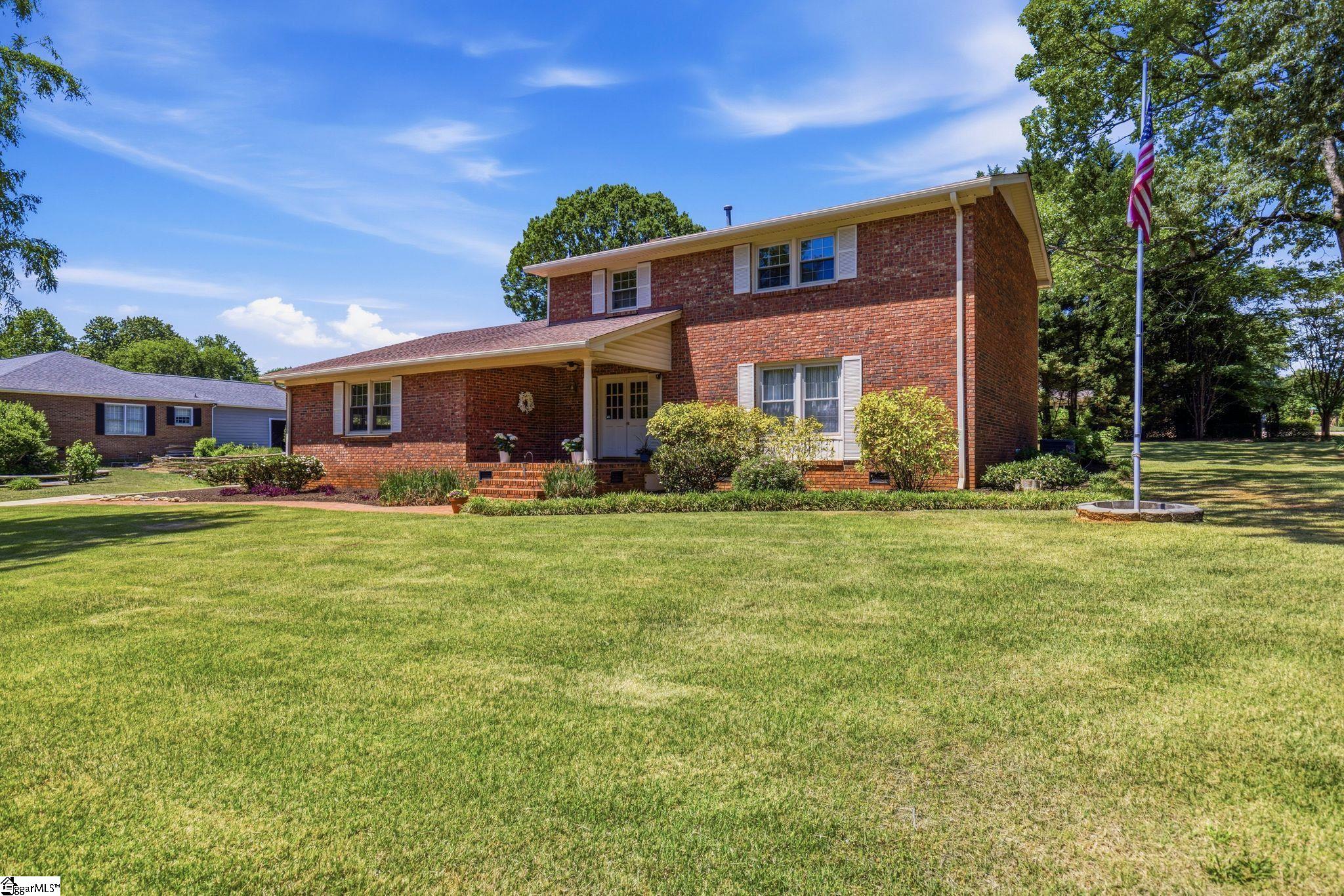 479 Ransdell Drive Spartanburg, SC 29307 - Photo 2 of 36