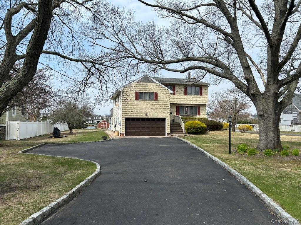 150 West Islip Road West Islip, NY 11795 - Photo 3 of 5