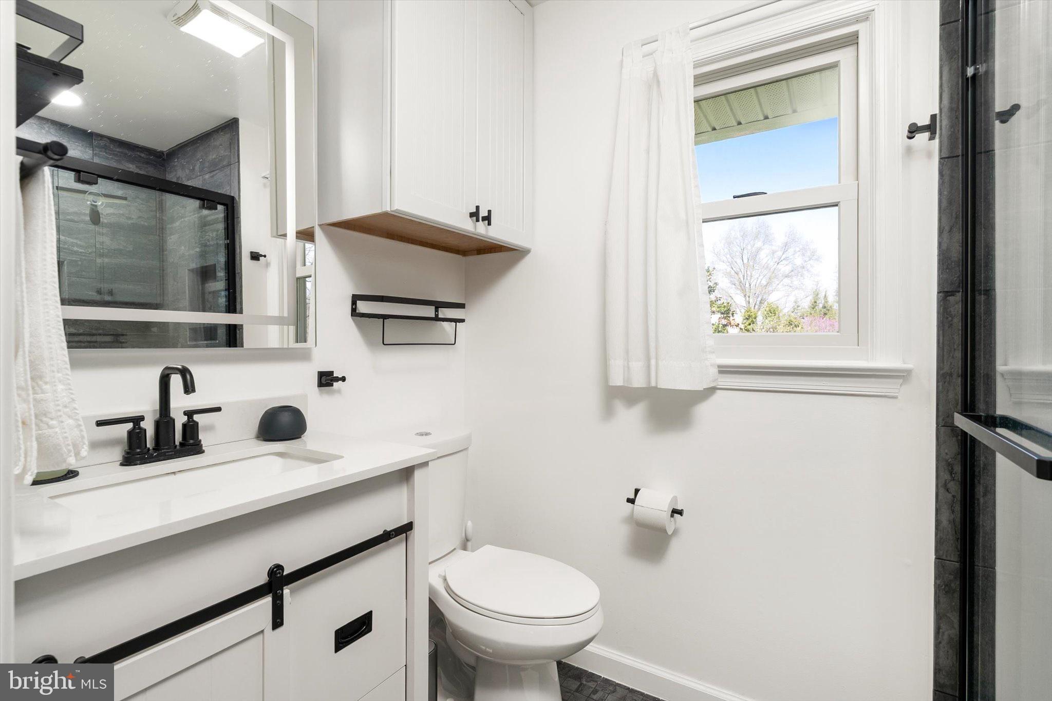 18 Cranbury Neck Road Cranbury, NJ 08512 - Photo 18 of 29 Primary Bath