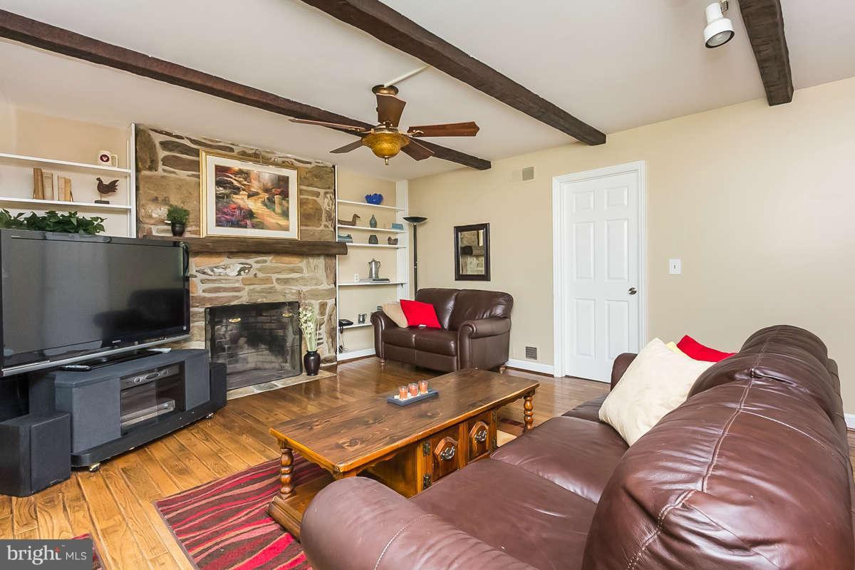 2118 Highland Ridge Drive Phoenix, MD 21131 - Photo 12 of 29 Family Room