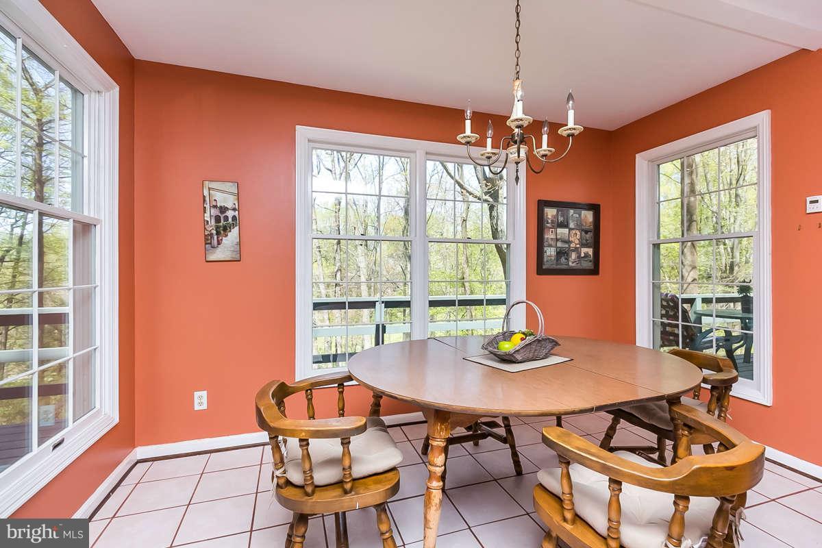 Breakfast Nook in Kitchen