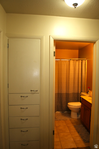 1612 East 450 South Springville, UT 84663 - Photo 23 of 48 Built-in hallway cabinetry featuring six drawers and one upper cabinet