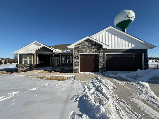 $579,900 | 6712 Honey Bee, DeForest, WI 53532