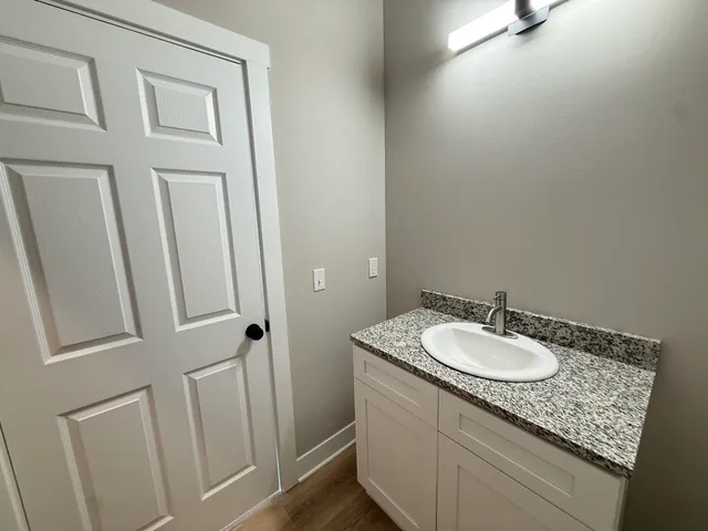 $579,900 | 6712 Honey Bee, DeForest, WI 53532