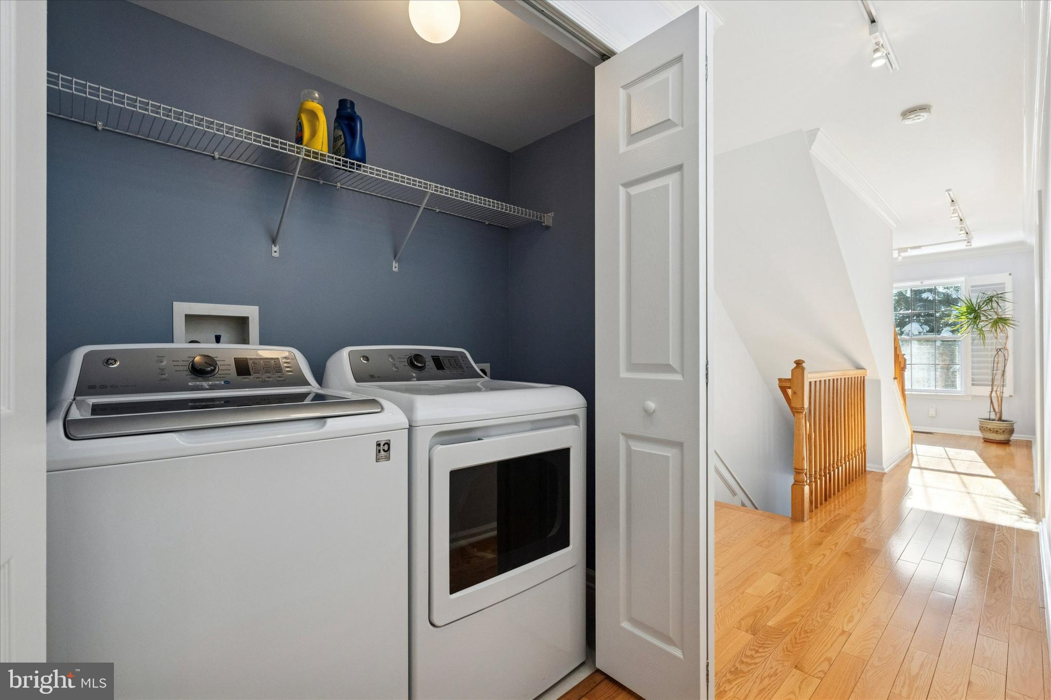 6 Edison Lane Doylestown, PA 18901 - Photo 25 of 41 a utility room with dryer and washer