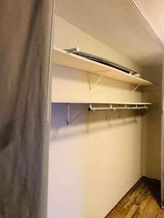 $1,500 | 932 Westbrooke Way, Unit 8, Hopkins, MN 55343