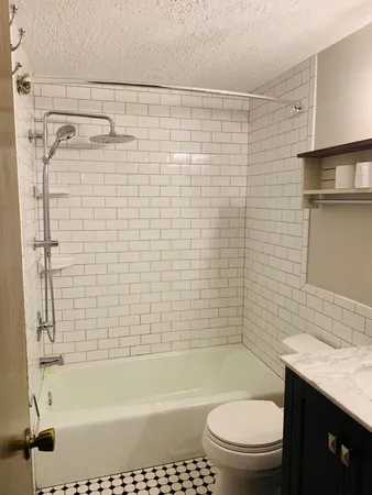 $1,500 | 932 Westbrooke Way, Unit 8, Hopkins, MN 55343