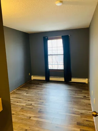 $1,500 | 932 Westbrooke Way, Unit 8, Hopkins, MN 55343