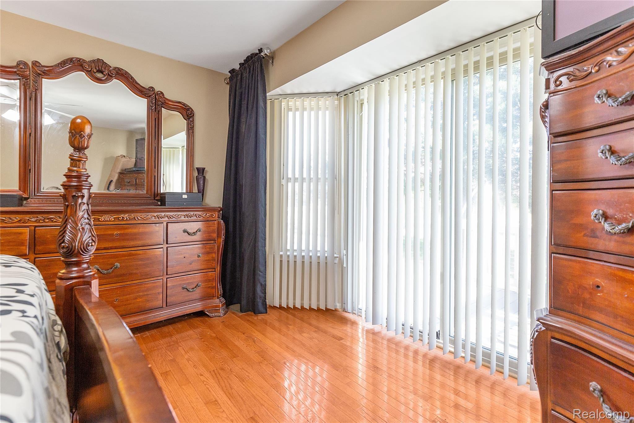 3657 Riverside Drive Canton, MI 48188 - Photo 20 of 50 IMG_2995.jpg